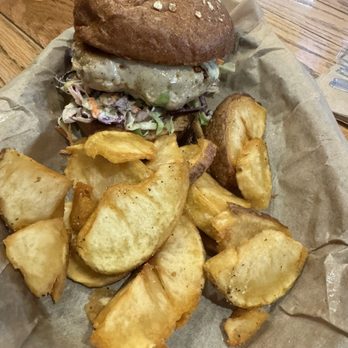 The Shwack Beach Grill - The Groundswell Ahi Tuna Burger and Shwack Spuds - American Near Me - Dana Point, California