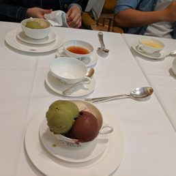 Ice cream that tasted like tea. Highly recommend the jasmine one!! Ice cream that tasted like tea. Highly recommend the jasmine one!!
