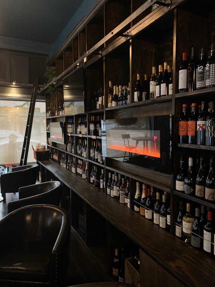 RUMORS WINE BAR Updated October 2024 11 Photos & 24 Reviews 430