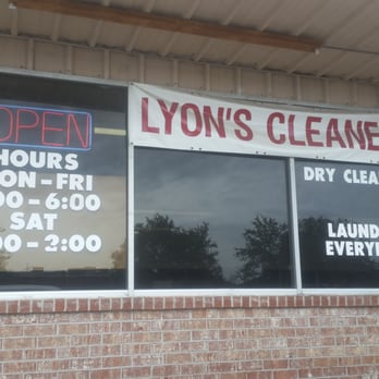 Lyons Discount Cleaners - Store front of Lyon's Cleaners. My first visit. I'm keeping my fingers crossed. - Laundry Services Near Me - Baytown, Texas Lyons Discount Cleaners - Store front of Lyon's Cleaners. My first visit. I'm keeping my fingers crossed. - Laundry Services Near Me - Baytown, Texas