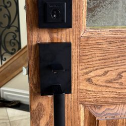 Maland’s Handyman Services - New hardware - exterior