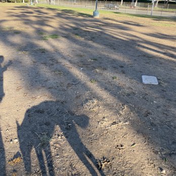 Costa Mesa Bark Park - Dog Parks Near Me - Costa Mesa, California