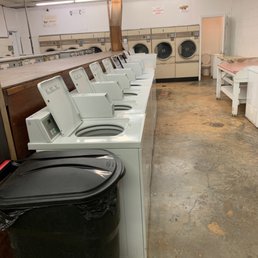 I pressed the hot water temp button for all 4 of the 1st 4 top loader washers and GOT NO HOT WATER!! In fact COLD! Fraud. I pressed the hot water temp button for all 4 of the 1st 4 top loader washers and GOT NO HOT WATER!! In fact COLD! Fraud.