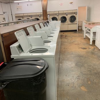 Tina's Coin-Op Laundry - I pressed the hot water temp button for all 4 of the 1st 4 top loader washers and GOT NO HOT WATER!! In fact COLD! Fraud. - Laundromat Near Me - Bartlett, Tennessee Tina's Coin-Op Laundry - I pressed the hot water temp button for all 4 of the 1st 4 top loader washers and GOT NO HOT WATER!! In fact COLD! Fraud. - Laundromat Near Me - Bartlett, Tennessee