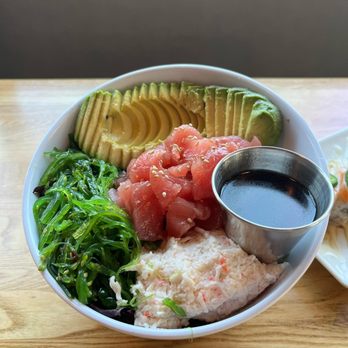 Roll Call - Tuna Poke Salad - Sushi Bars Near Me - Los Angeles, California