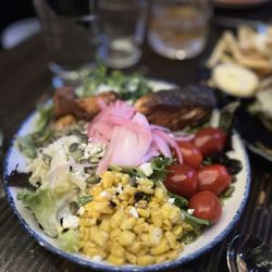 Park Distillery - Salmon salad