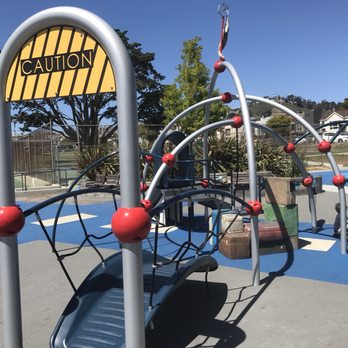Larsen Playground - Playgrounds Near Me - San Francisco, California