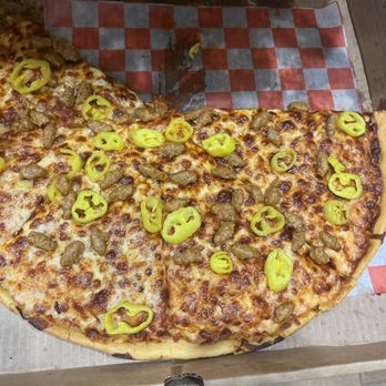 Belleria Pizza & Pasta - Large thin w/ sausage and banana peppers (should have been hot peppers) - Pizza Near Me - Spring Hill, Florida