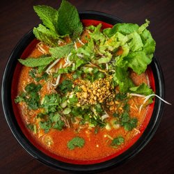 NS10. Mee Ka Tii Noodle (Authentic Lao food)