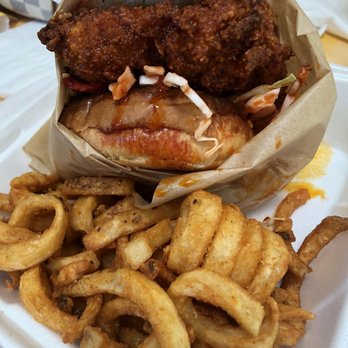 Fritzi Coop - The Memphis $13.25 (Seasoned Curly Fries Included). - Chicken Wings Near Me - Los Angeles, California Fritzi Coop - The Memphis $13.25 (Seasoned Curly Fries Included). - Chicken Wings Near Me - Los Angeles, California