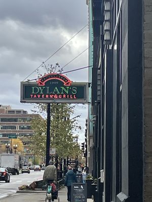 Emeryville Amtrak Station by null