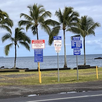 Keaukaha Beach Park - parking rules - Beaches Near Me - Hilo, Hawaii