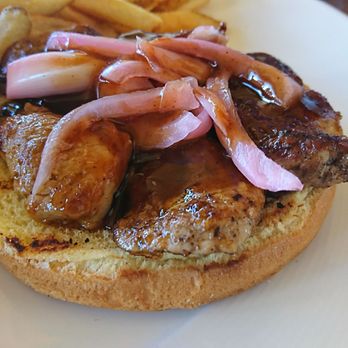 Summit House Restaurant - BBQ pork sandwich - American Near Me - Enumclaw, Washington