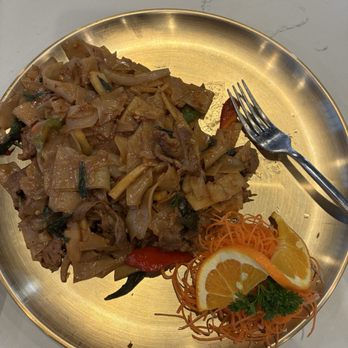 Thai Samurai - Pad kee mao - Thai Near Me - Nashville, Tennessee