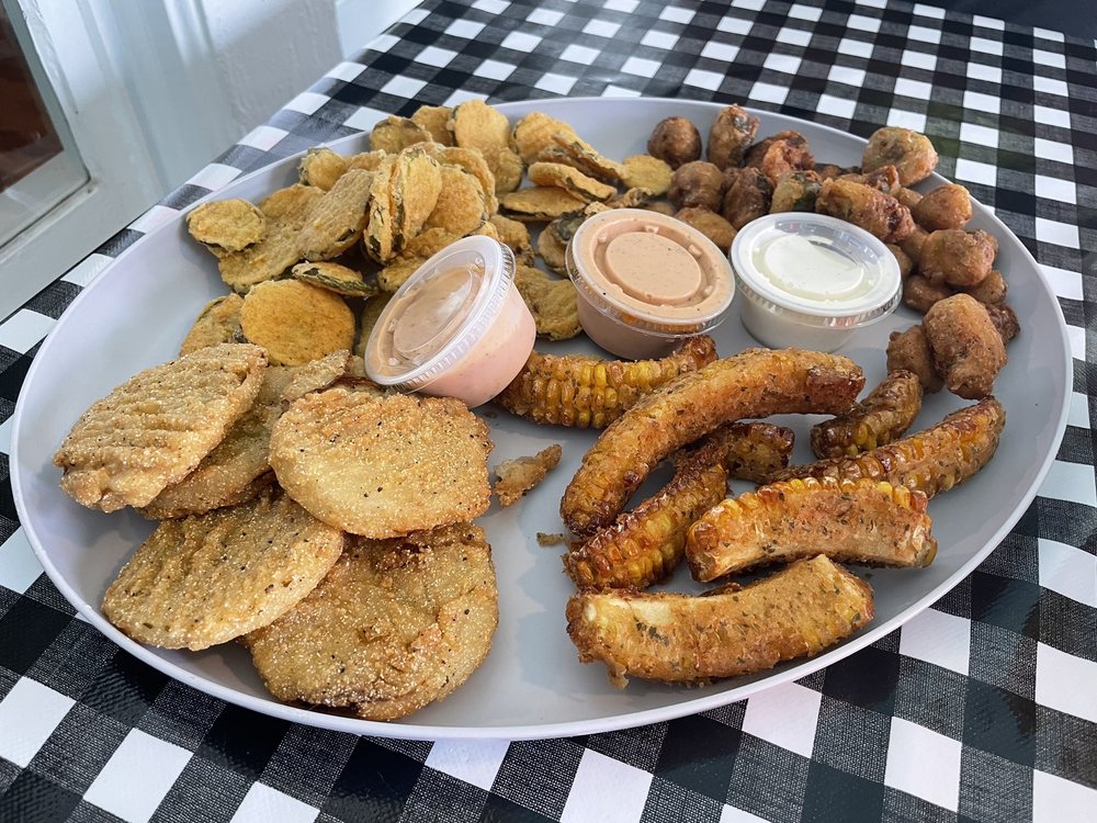 Farmhouse&Company  Logo