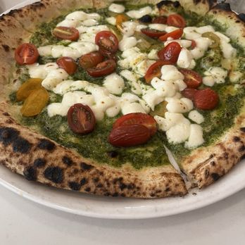 Boema - Pesto pizza - Pizza Near Me - Lenox, Massachusetts Boema - Pesto pizza - Pizza Near Me - Lenox, Massachusetts