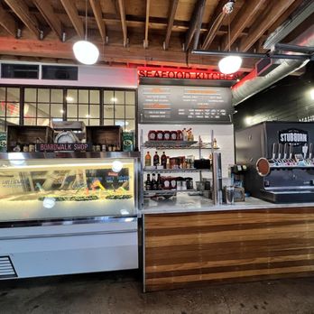 Seasurf Fish Co - Self serve drink station and fresh Poke station - Seafood Near Me - Del Mar, California Seasurf Fish Co - Self serve drink station and fresh Poke station - Seafood Near Me - Del Mar, California