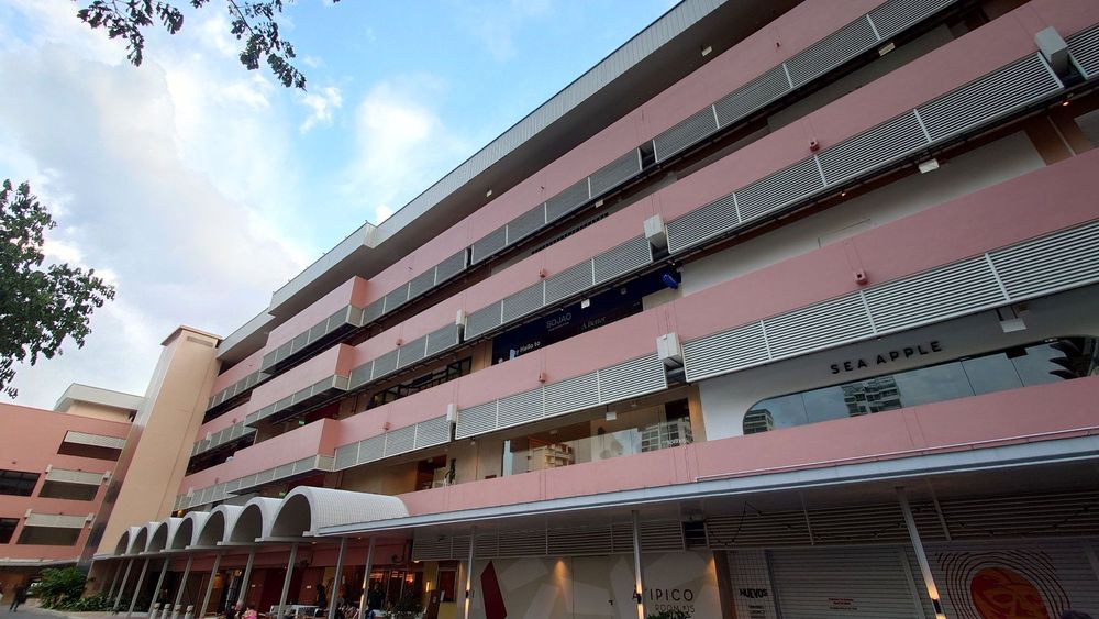 NEW BAHRU - Updated March 2025 - 46 Kim Yam Rd, Singapore, Singapore ...