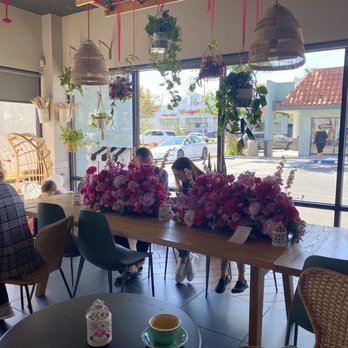 Lele Cake - Coffee & Tea Near Me - Los Gatos, California
