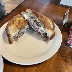 Sadie’s Cafe - Patty melt
