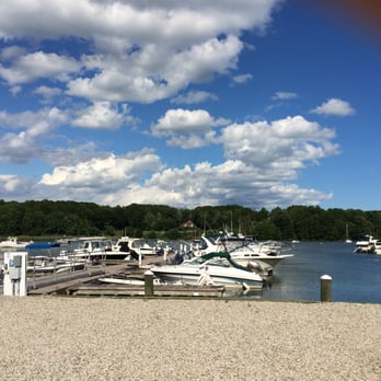 Yarmouth Boat Yard - Great Slips - Boat Repair Near Me - Yarmouth, Maine Yarmouth Boat Yard - Great Slips - Boat Repair Near Me - Yarmouth, Maine