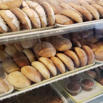 Arcoiris Bakery - Bakeries Near Me - Milwaukee, Wisconsin