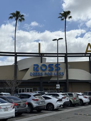 ROSS DRESS FOR LESS - Updated June 2026 - 98 Photos & 107 Reviews - 560 N  Euclid St, Anaheim, California - Department Stores - Phone Number - Yelp