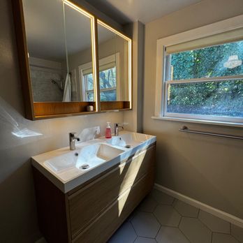 Bark & Build Builders - General Contractors Near Me - Redwood City, California Bark & Build Builders - General Contractors Near Me - Redwood City, California