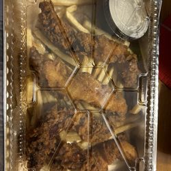 Johnny Black's Lake House - Chicken tenders