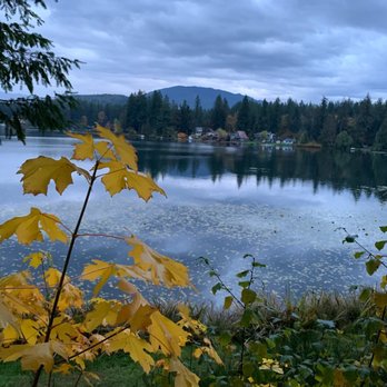 Adelphia Discipleship School - View of the lake in the fall :) - Special Education Near Me - Ravensdale, Washington