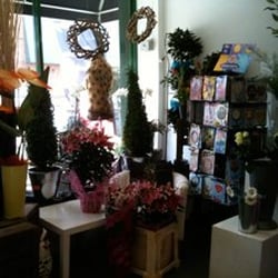 Flowers & Balloons By Indigo