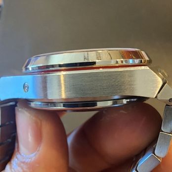 Fast-Fix Jewelry and Watch Repairs - Red gasket not seated properly and won't let the bezel close - Jewelry Repair Near Me - Temecula, California Fast-Fix Jewelry and Watch Repairs - Red gasket not seated properly and won't let the bezel close - Jewelry Repair Near Me - Temecula, California