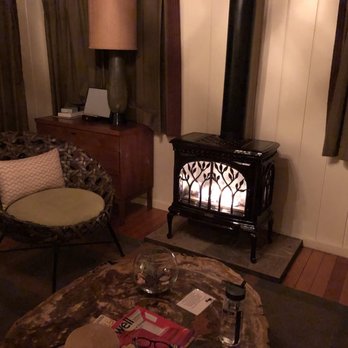 Glen Oaks Big Sur - Hotels Near Me - Big Sur, California Glen Oaks Big Sur - Hotels Near Me - Big Sur, California