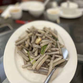 Phnom Penh - Taro cuts, crunchy and so tasty - Cambodian Near Me - Vancouver, British Columbia Phnom Penh - Taro cuts, crunchy and so tasty - Cambodian Near Me - Vancouver, British Columbia