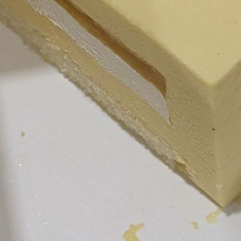 Mango Mango - Mango cake - Desserts Near Me - Long Island City, New York