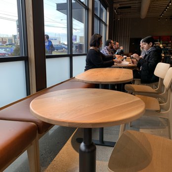 Starbucks - Coffee & Tea Near Me - Cincinnati, Ohio