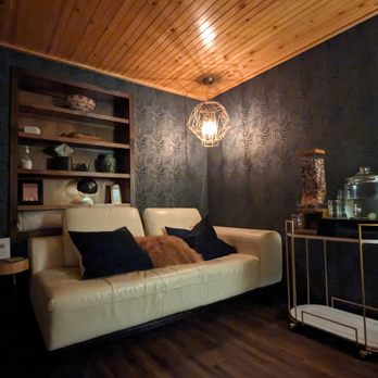 Viva Day Spa + Med Spa - One side of the small, private lounge. I'm sitting on the other sofa! - Massage Near Me - Austin, Texas Viva Day Spa + Med Spa - One side of the small, private lounge. I'm sitting on the other sofa! - Massage Near Me - Austin, Texas