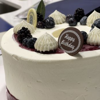 Paris Baguette - Bakeries Near Me - Brea, California