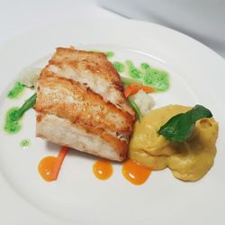 Sand Restaurant - Lubina de anzuelo