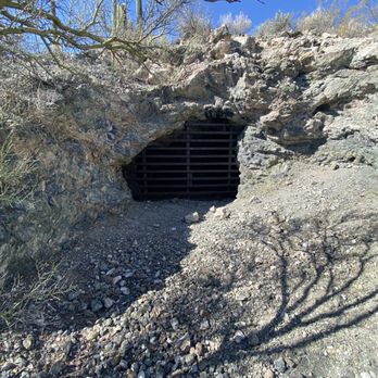 El Camino Del Cerro Trailhead - Hiking Near Me - Tucson, Arizona El Camino Del Cerro Trailhead - Hiking Near Me - Tucson, Arizona