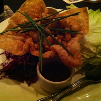 Yard House - Shrimp Lettuce Wraps - New American Near Me - Honolulu, Hawaii