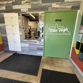Onto Coffee - Inside waiting area - Sandwiches Near Me - Lakewood, Colorado Onto Coffee - Inside waiting area - Sandwiches Near Me - Lakewood, Colorado