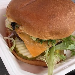 Algonquin Lunch Bar & Gas Station - Cheeseburger