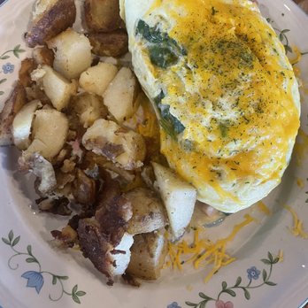 Kiss the Cook Restaurant - Custom build your own omelette with home potatoes - Breakfast & Brunch Near Me - Glendale, Arizona