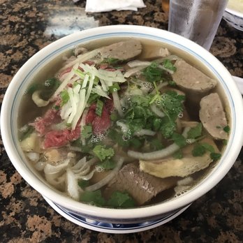 Pho Filet - Pho dac biet bo vein (pho with rare steak, beef balls, and tons of beef). With the fresh thick rice noodles - Vietnamese Near Me - South El Monte, California