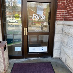 Forté Sports Medicine and Orthopedics Bloomington - Front door