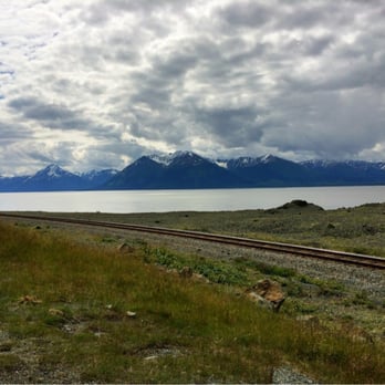 Beluga Point - Beautiful snow capped mountains - Parks Near Me - Anchorage, Alaska