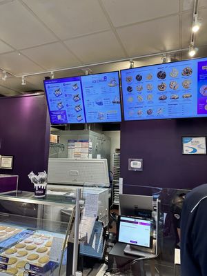 Insomnia Cookies