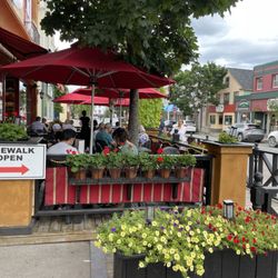 Brownstone Cafe - Outdoor dinning.