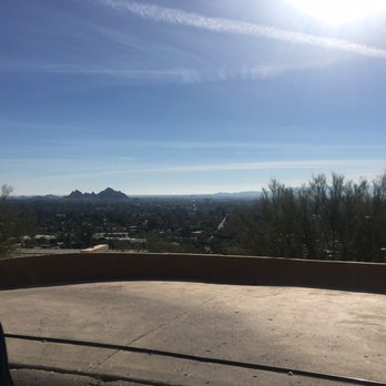 Camelback Mountain - Parks Near Me - Phoenix, Arizona